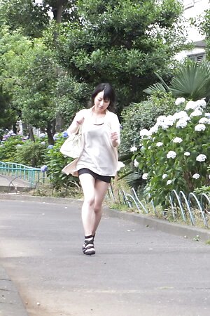 Yuna Hoshizaki pictures